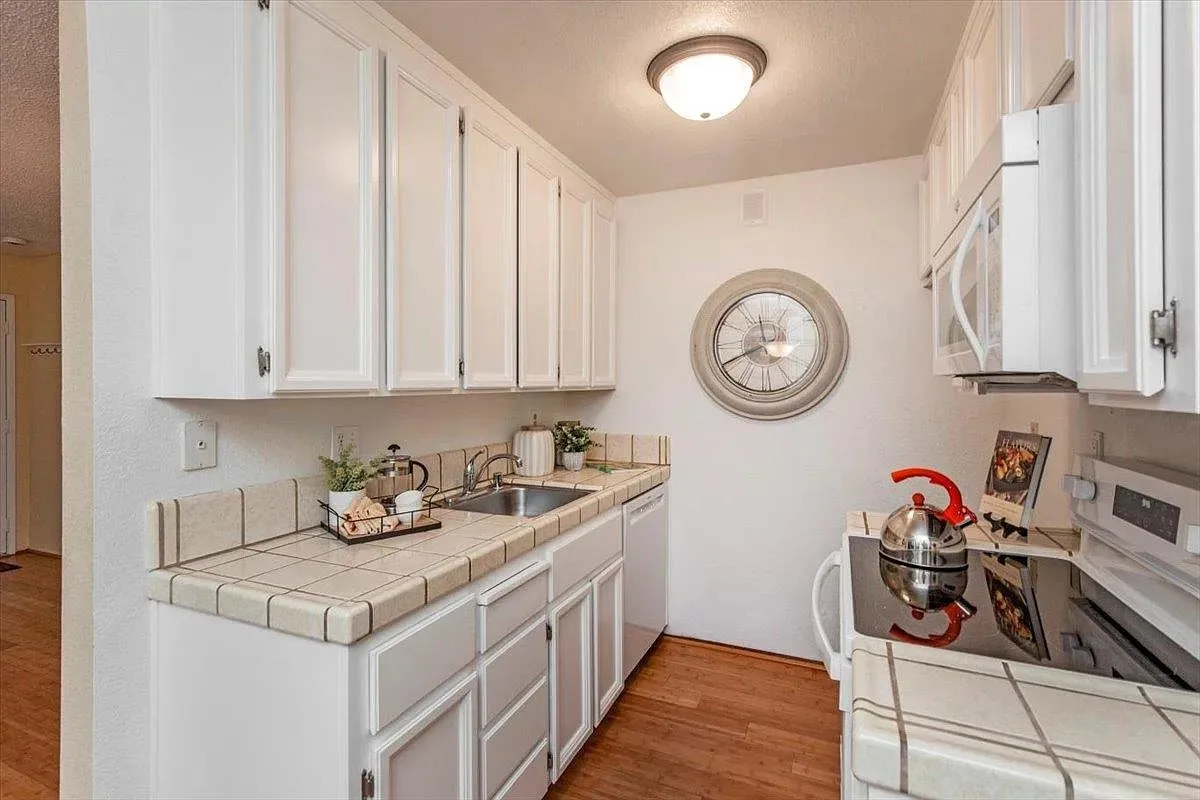 Beautifully Updated Condo In A Highly Desirable