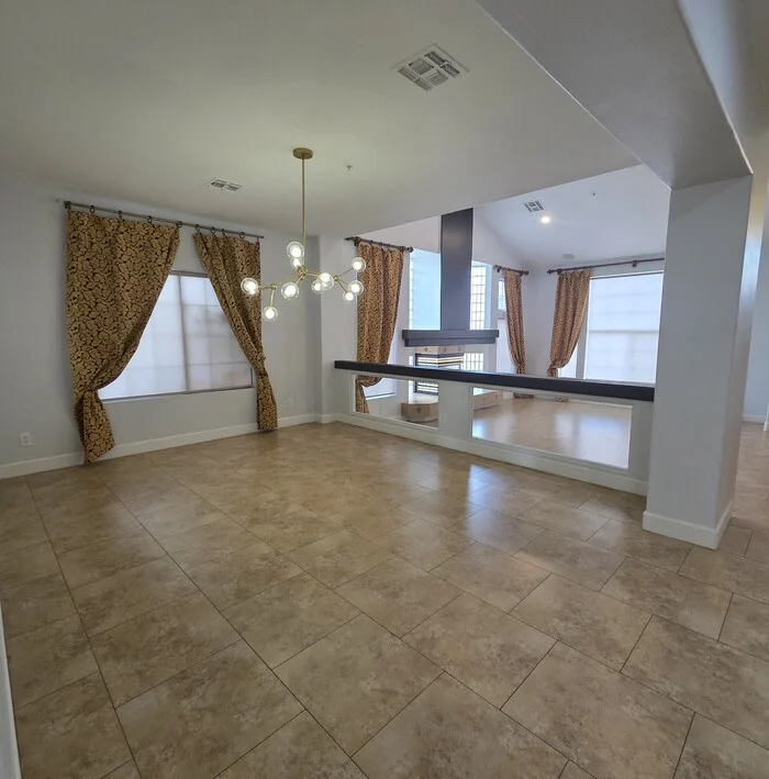 8231 West Electra Lane, Peoria, AZ 85383 photo 5
