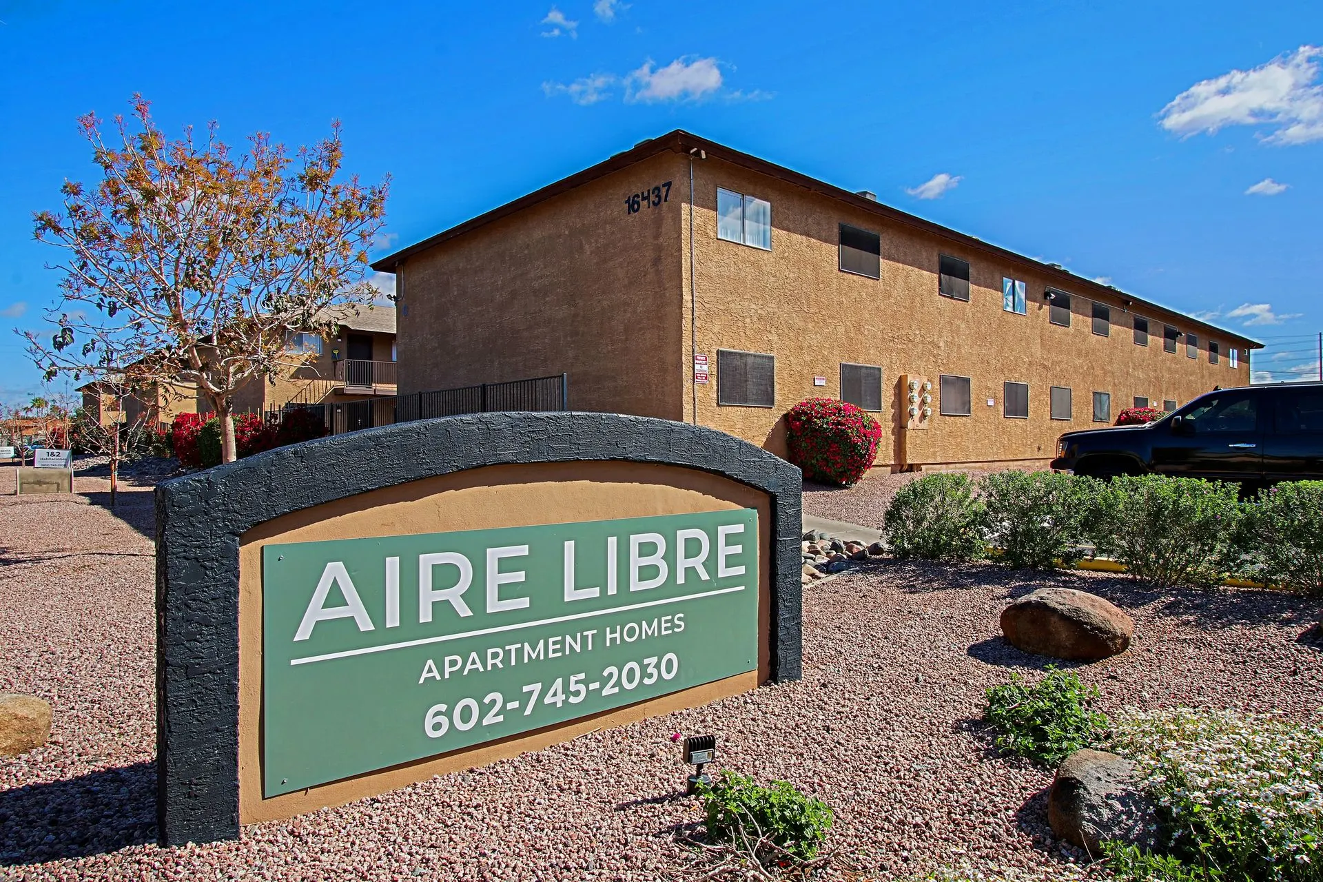 Aire Libre Apartments photo 4
