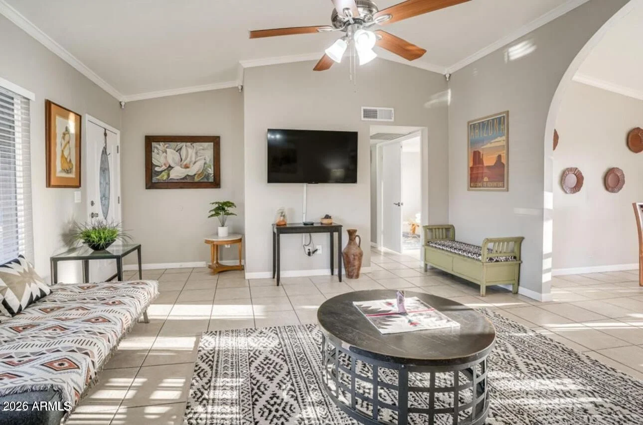 9819 N 67th Dr Peoria, AZ 85345 photo 4