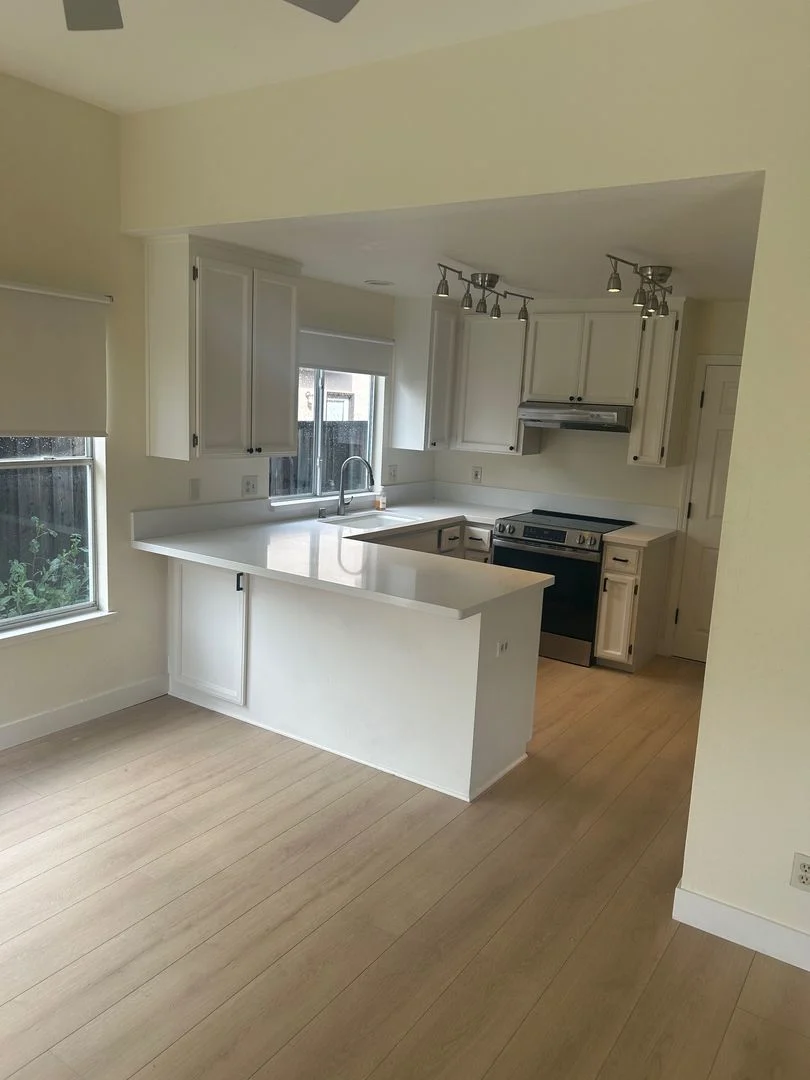 $3695.00 - Executive 3 Beds/ 2.5 Baths Beautiful Home photo 3