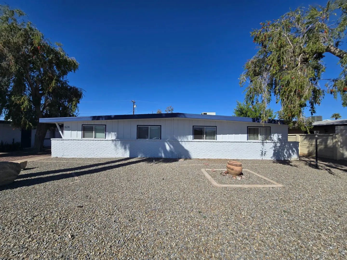 524 W Malibu Dr unit 4 photo 2