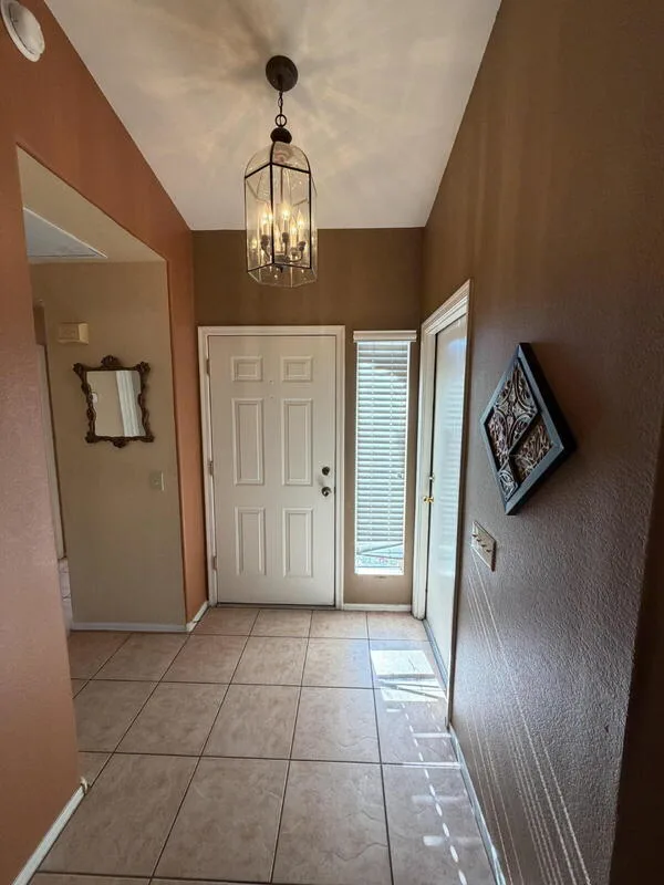 6761 S Oakmont Dr Chandler, AZ 85249 photo 4