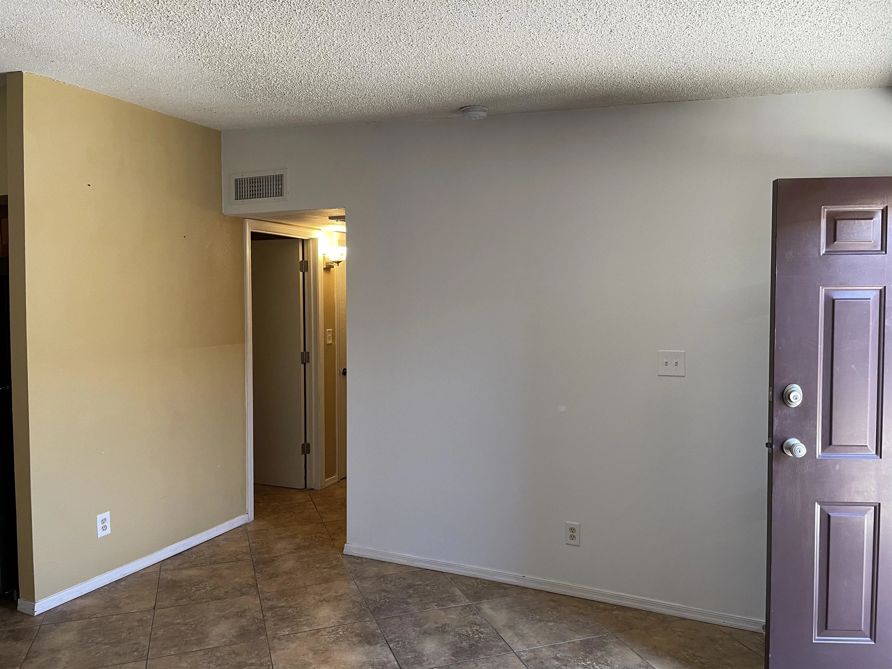 6749 West Myrtle Ave unit 1 photo 4