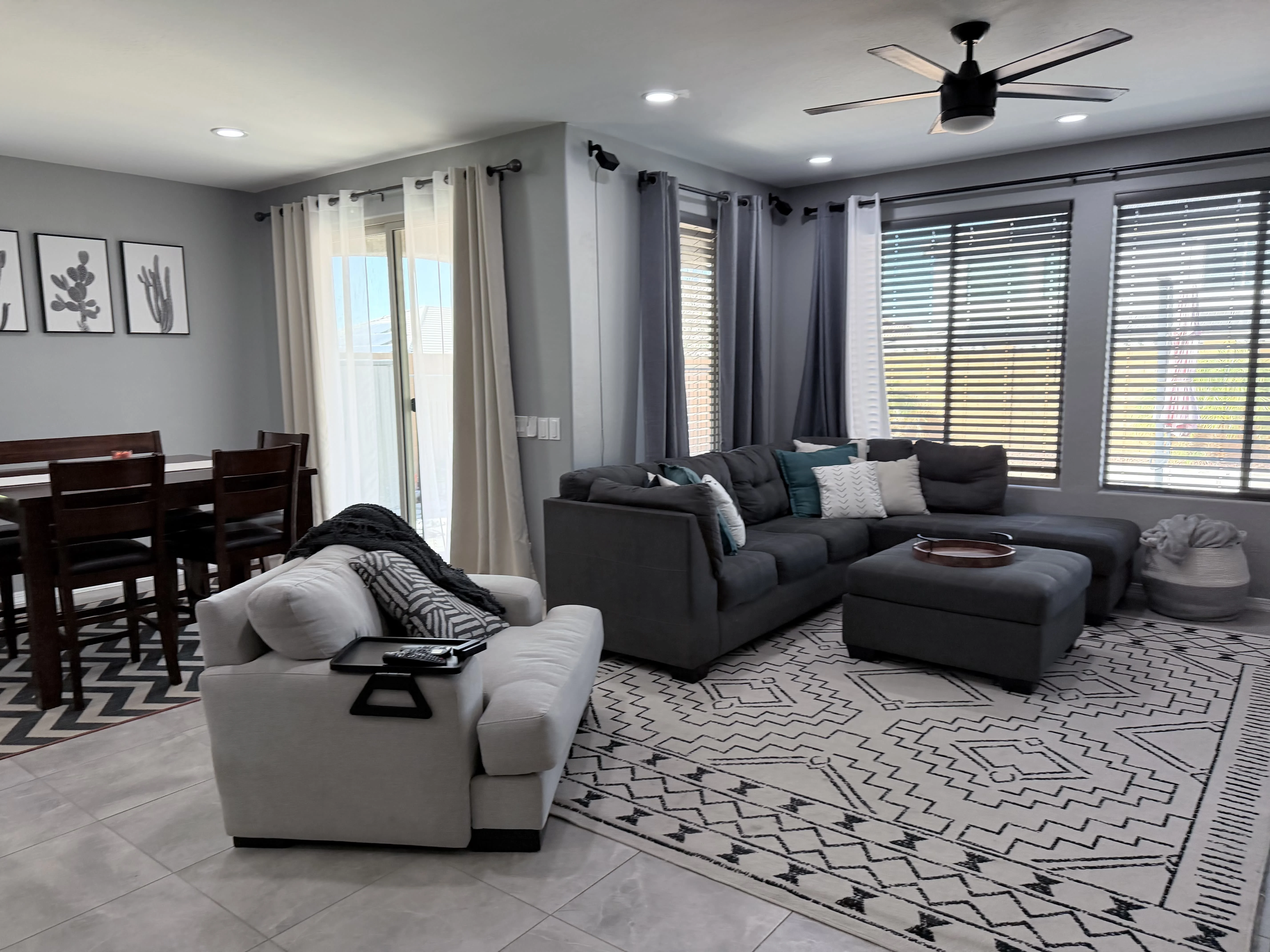 26028 W Matthew Dr photo 3