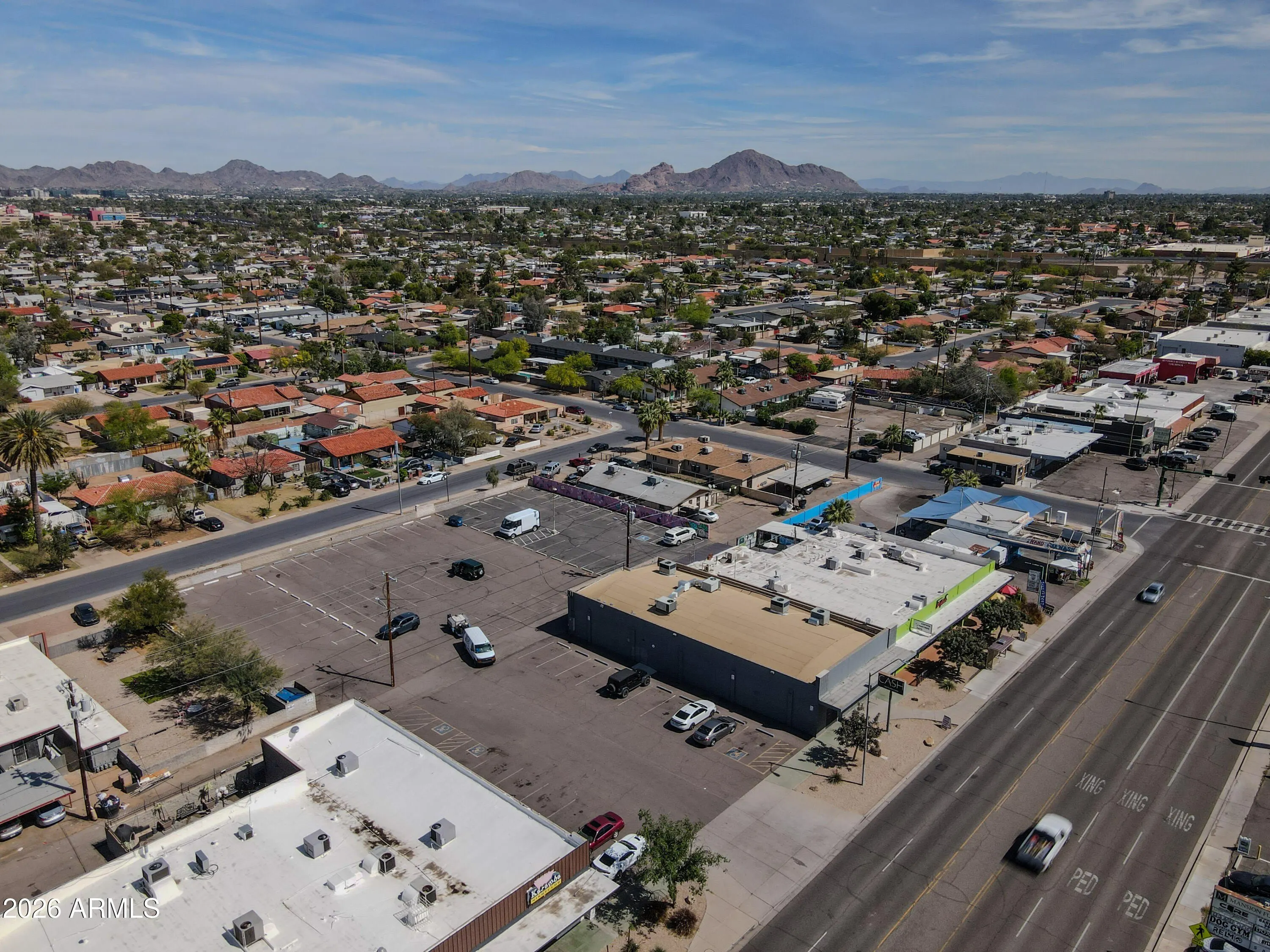 1730 E MCDOWELL Road photo 2