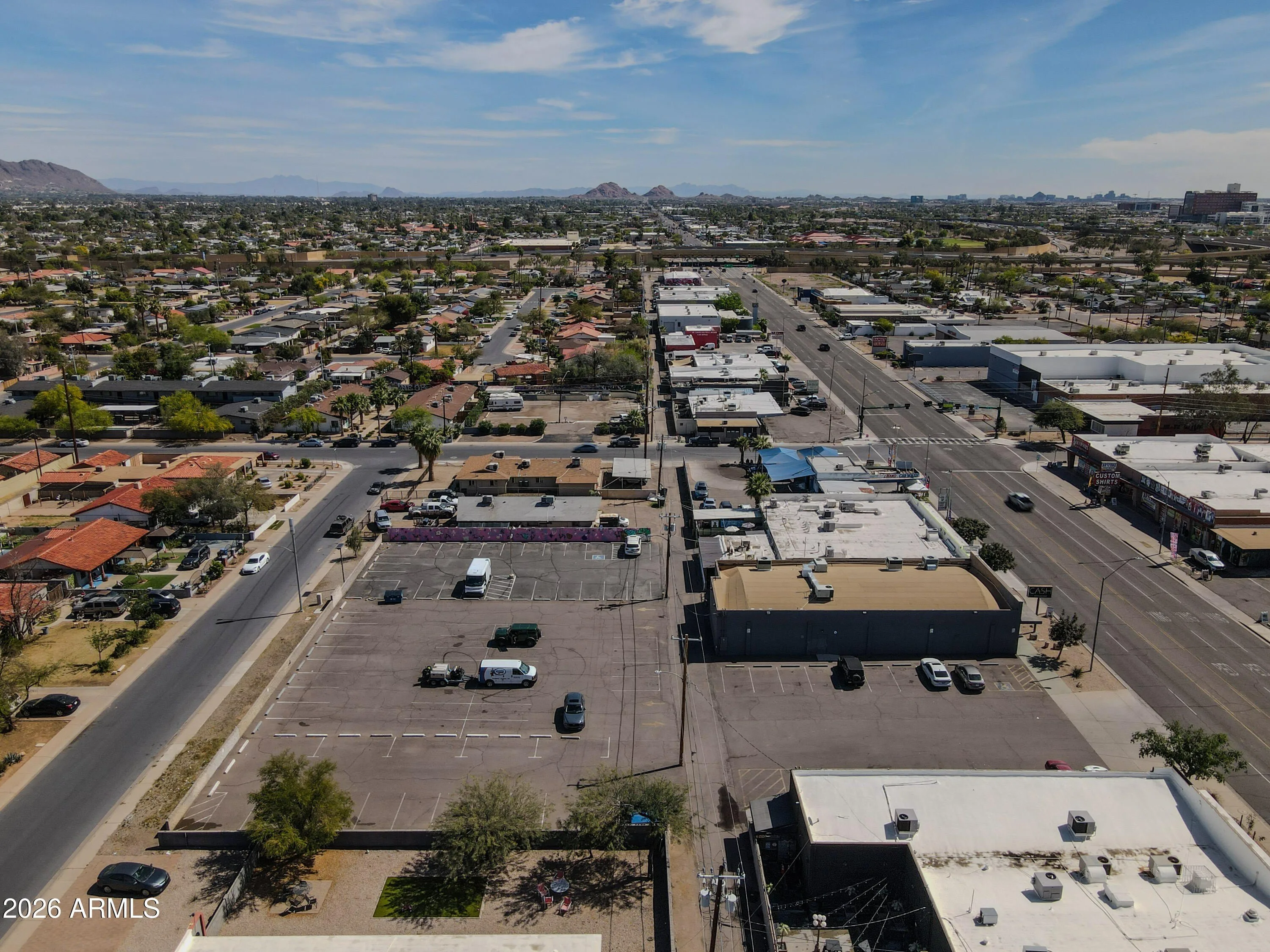 1730 E MCDOWELL Road photo 3