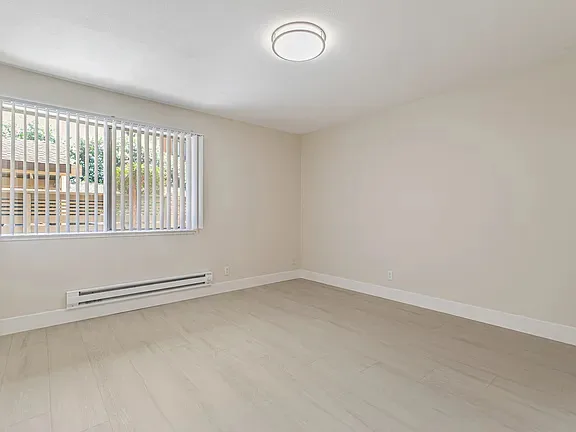 Santana Park Apartments photo 3
