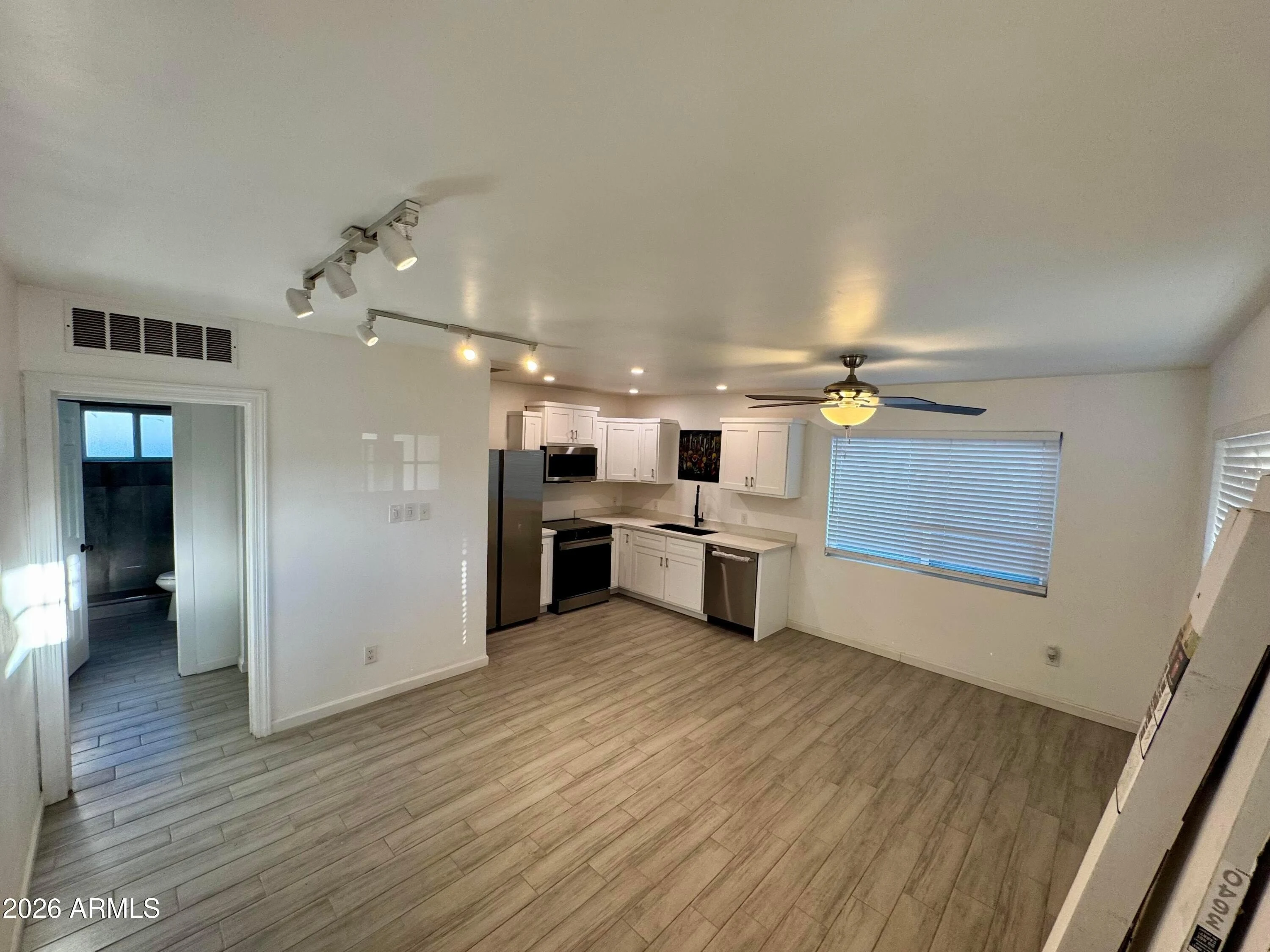 1411 N 5th Street photo 3
