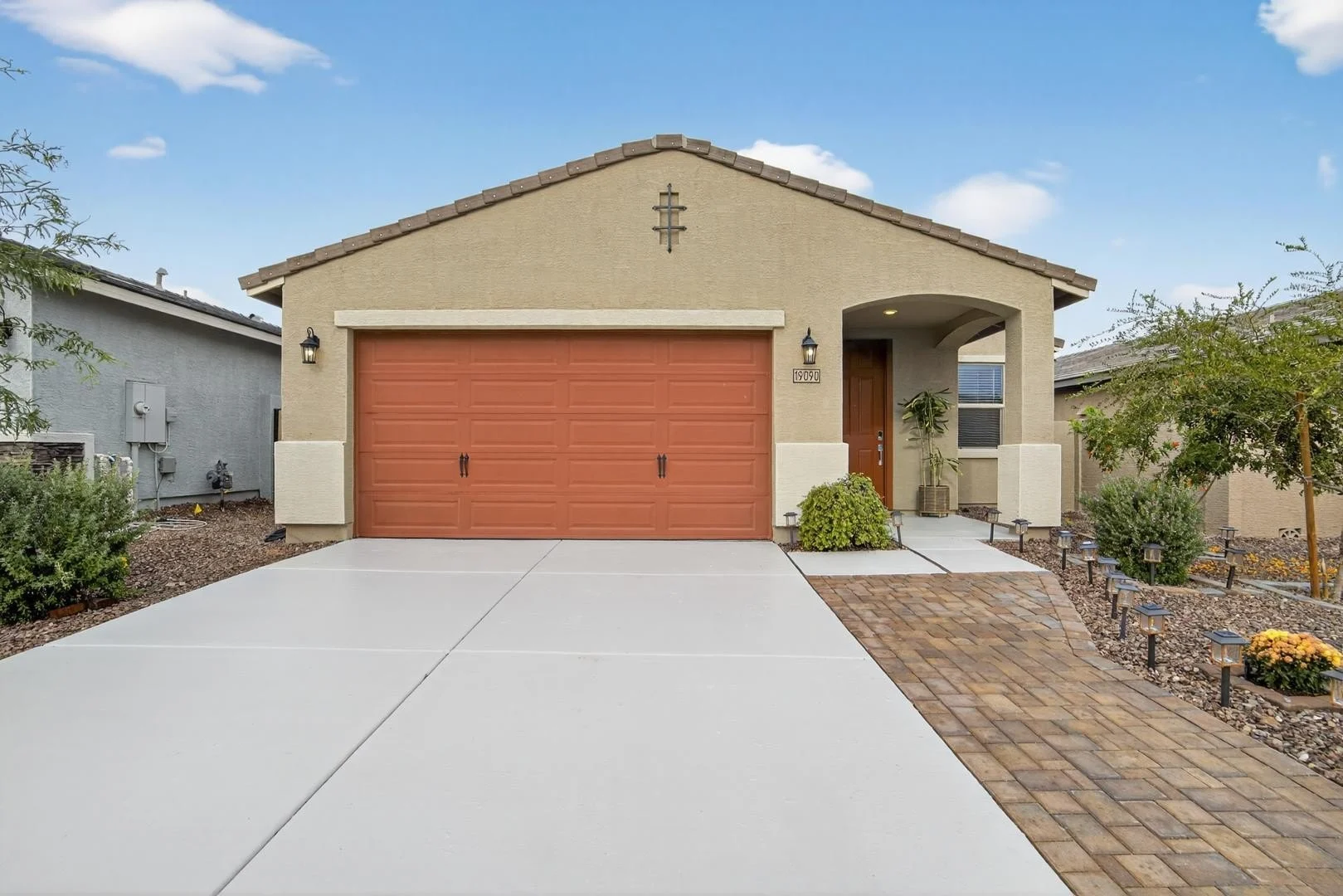 19090 N Silver Dog Way Maricopa, AZ 85138 photo 3