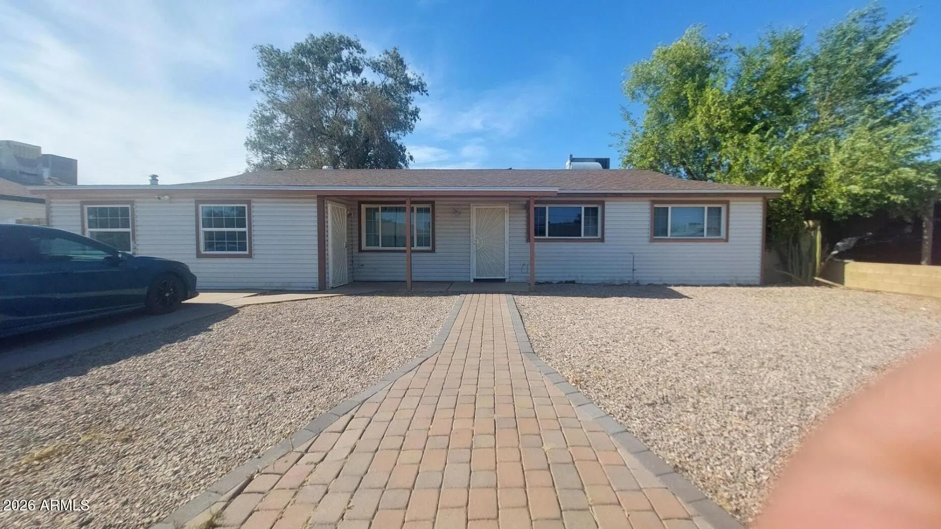 2448 W Freeway Ln Phoenix, AZ 85021 photo 2