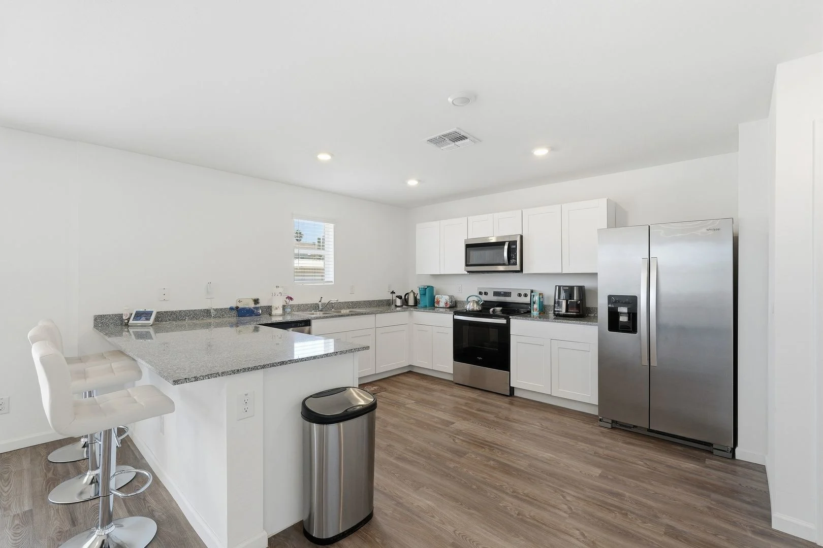15610 S Moon Valley Rd Arizona City, AZ 85123 photo 2
