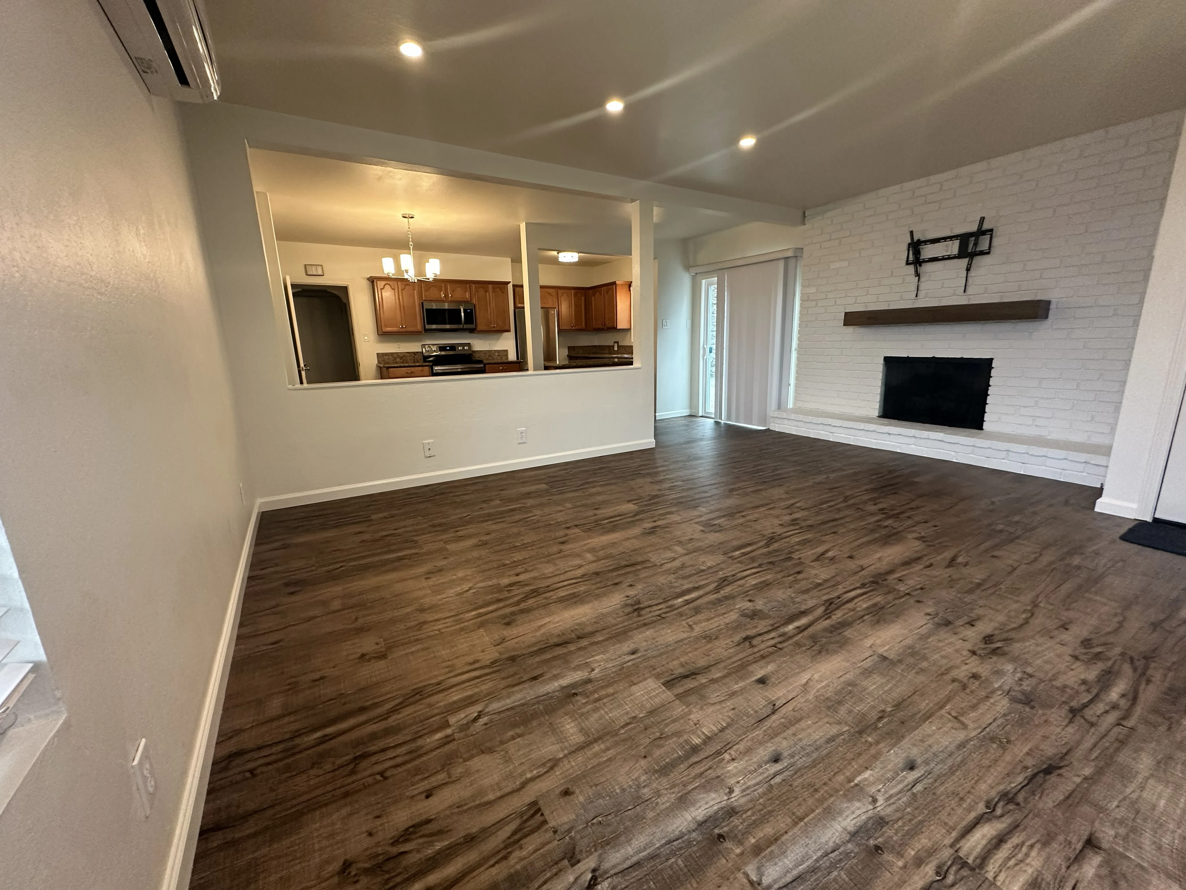 507 Bay Street photo 4