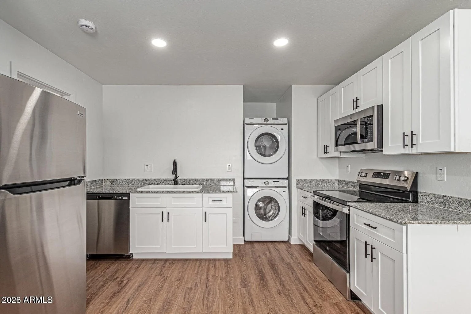 3153 W Sweetwater Ave #2