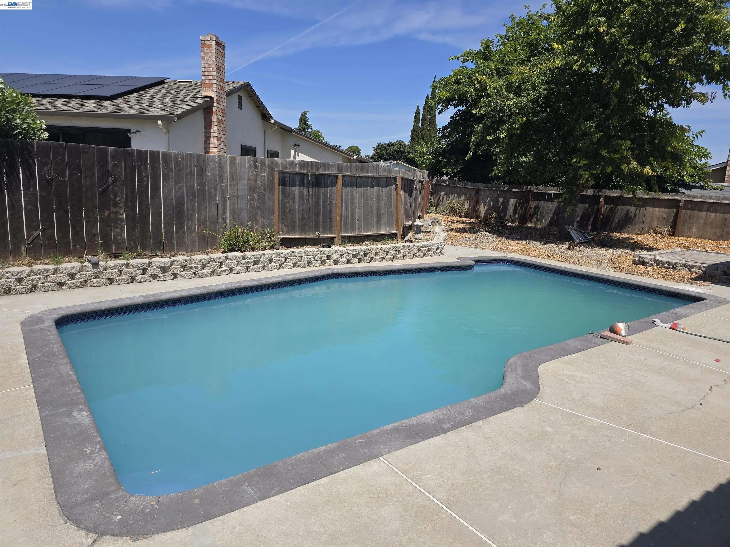 34 Kingswood Drive photo 3