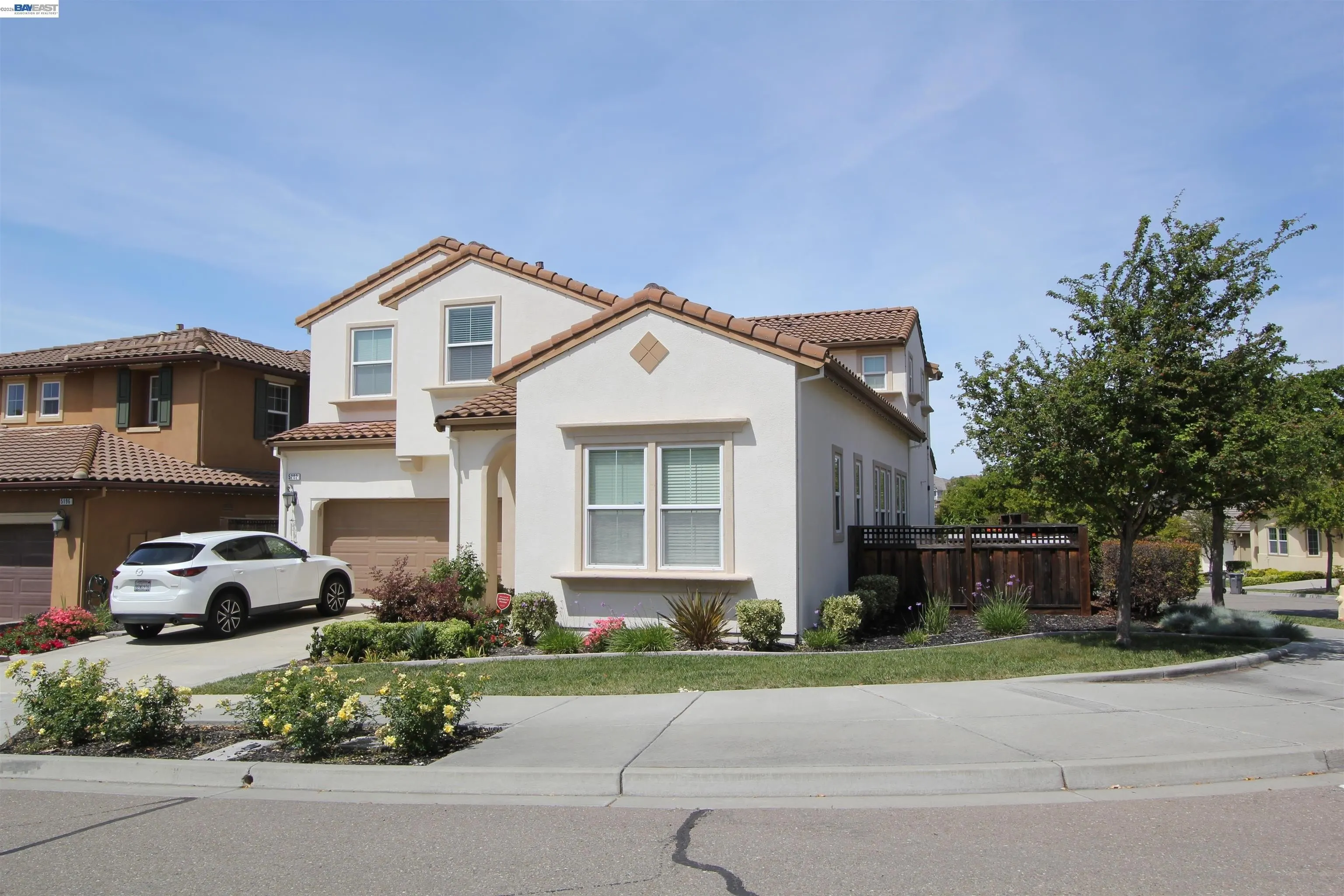 5202 SALERNO DR photo 2