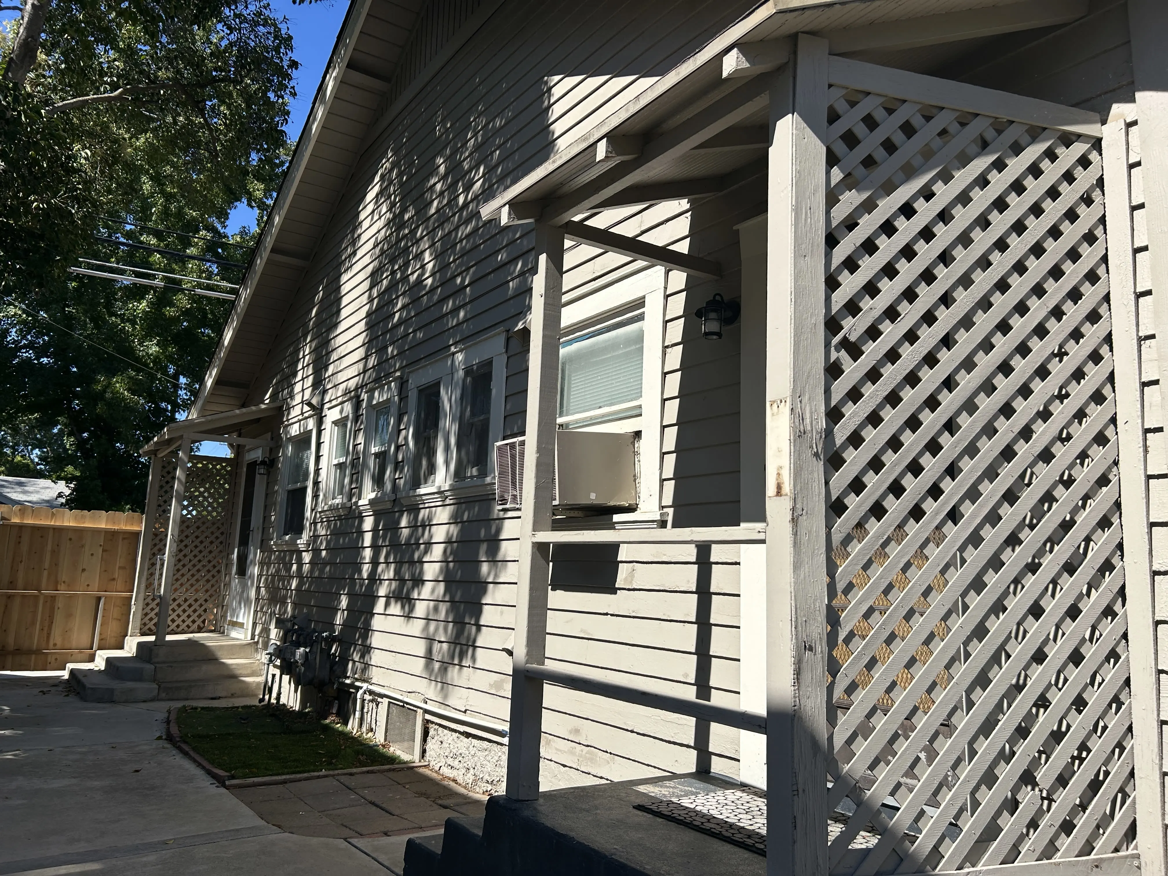 1143 Parker Ave photo 4