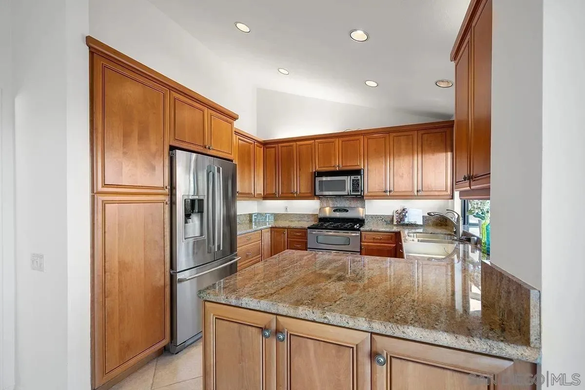6393 Cardeno Dr. photo 3