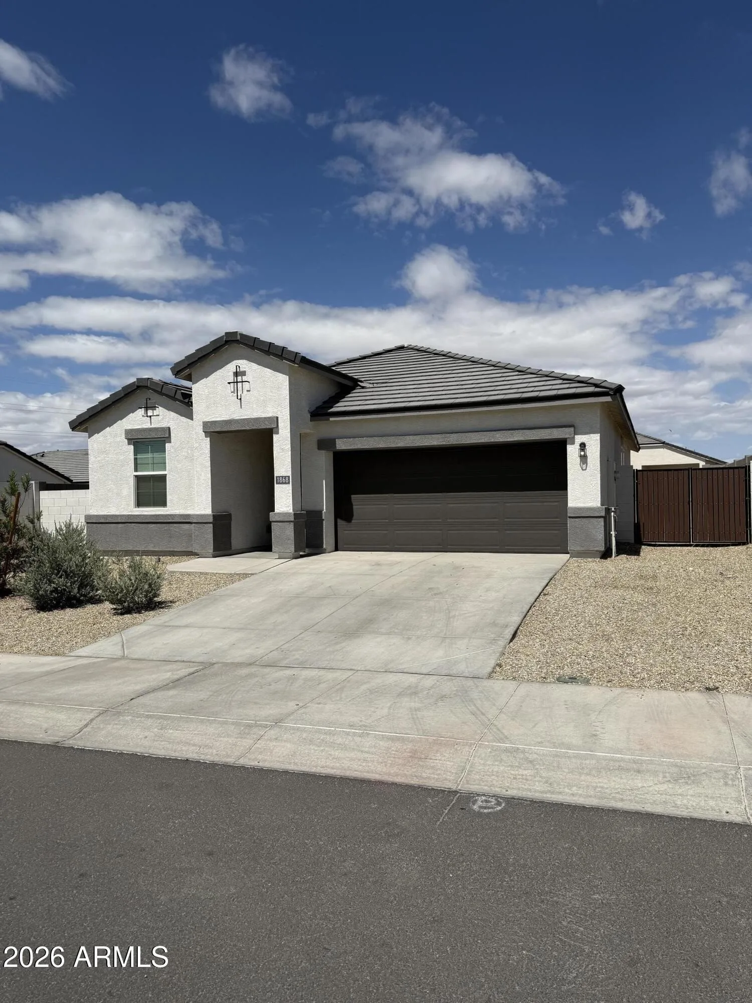 1868 S 240th Dr Buckeye, AZ 85326 photo 2