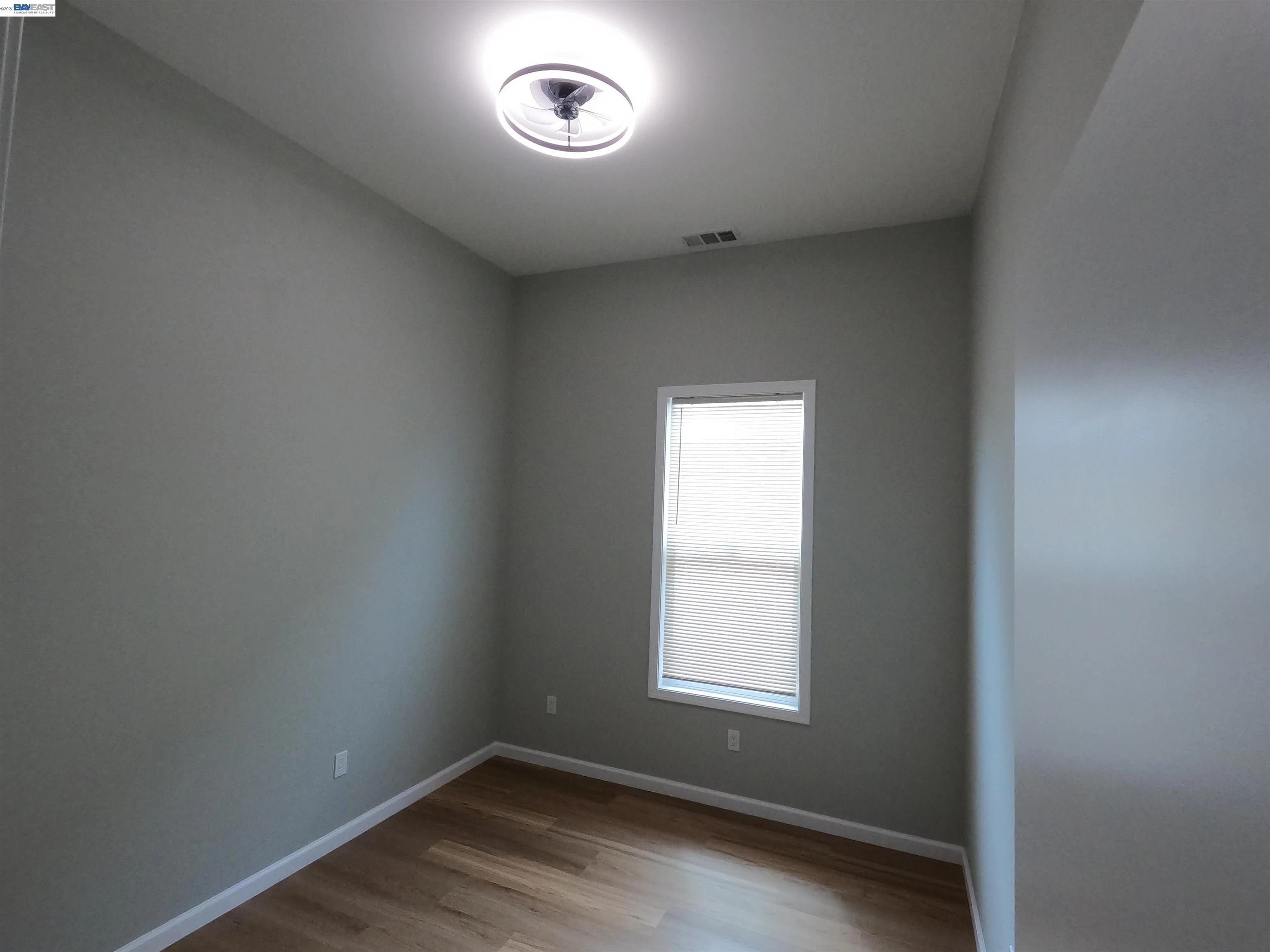720 Foothill Blvd photo 5