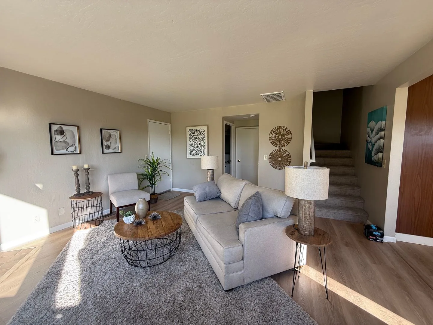 253 Green Meadow Dr Watsonville, CA 95076 photo 2