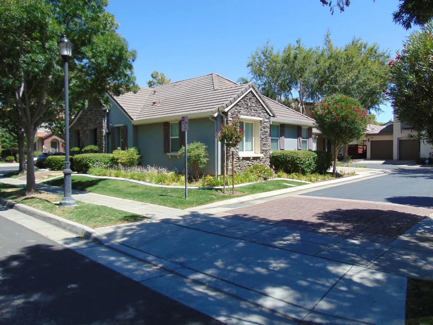 310 W Viento St Mountain House, CA 95391 photo 2
