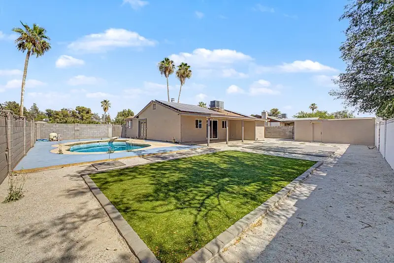 13608 N 41st Pl Phoenix, AZ 85032 photo 2