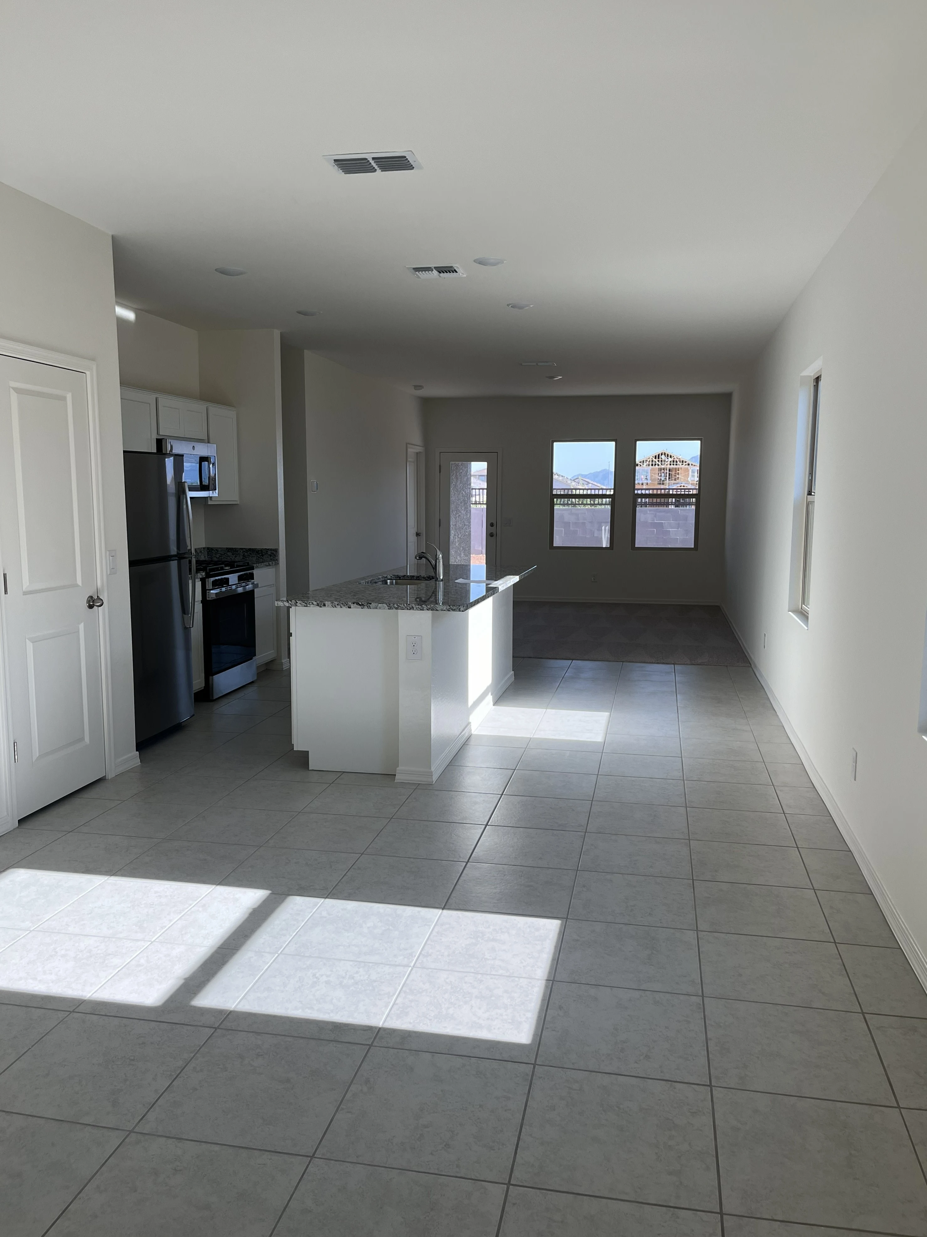 5823 West Willow Ridge Drive photo 4