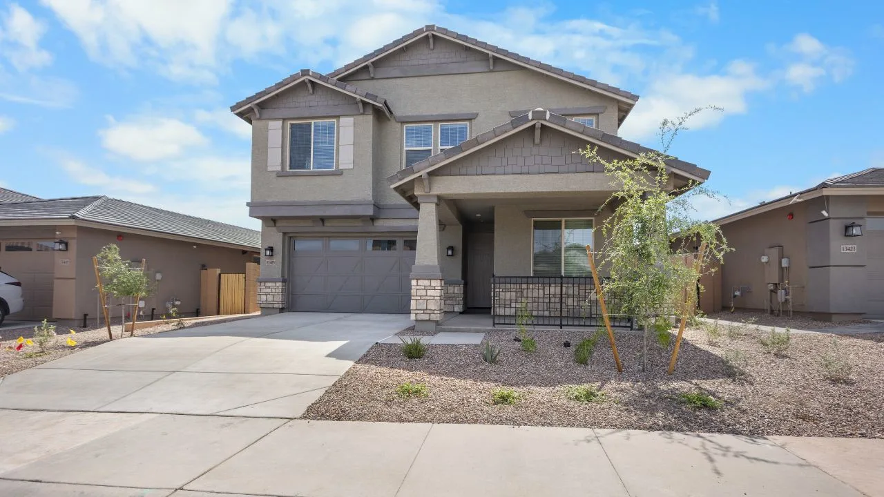 13415 W Eagle Feather Rd Peoria, AZ 85383