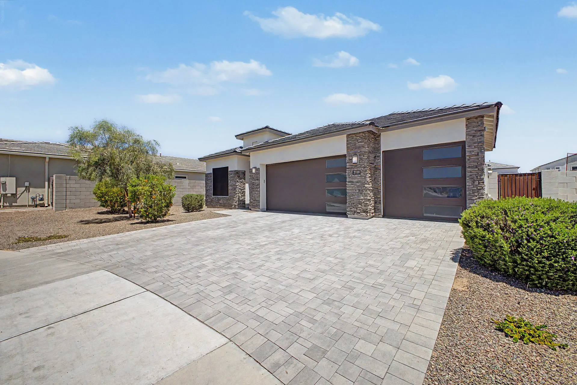 21181 N 104th Ln Peoria, AZ 85382 photo 2