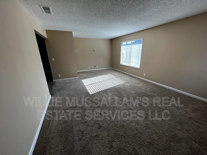 1625 Court Dr Tracy, CA 95376 photo 4
