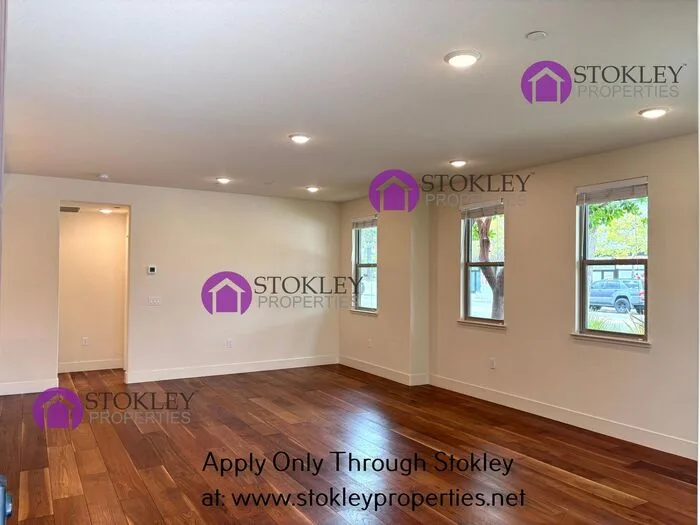 2681 5th St Alameda, CA 94501 photo 4