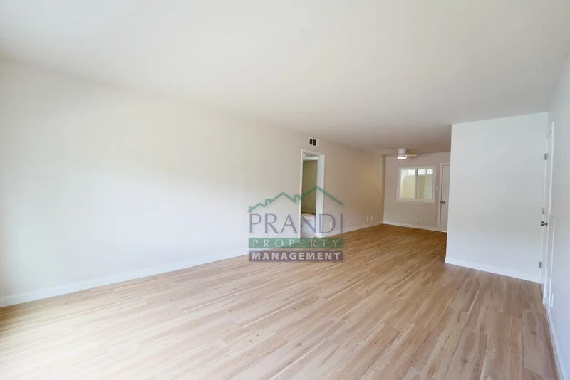 1032 Los Gamos Rd photo 5