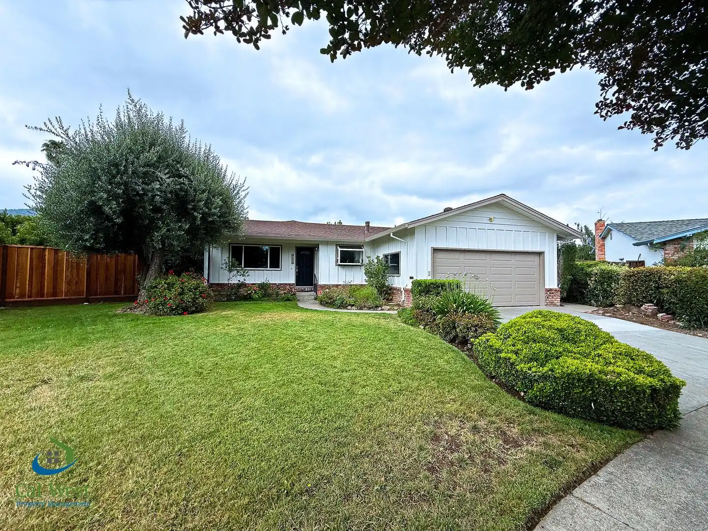 1370 Fernwood Ln Gilroy, CA 95020 photo 3