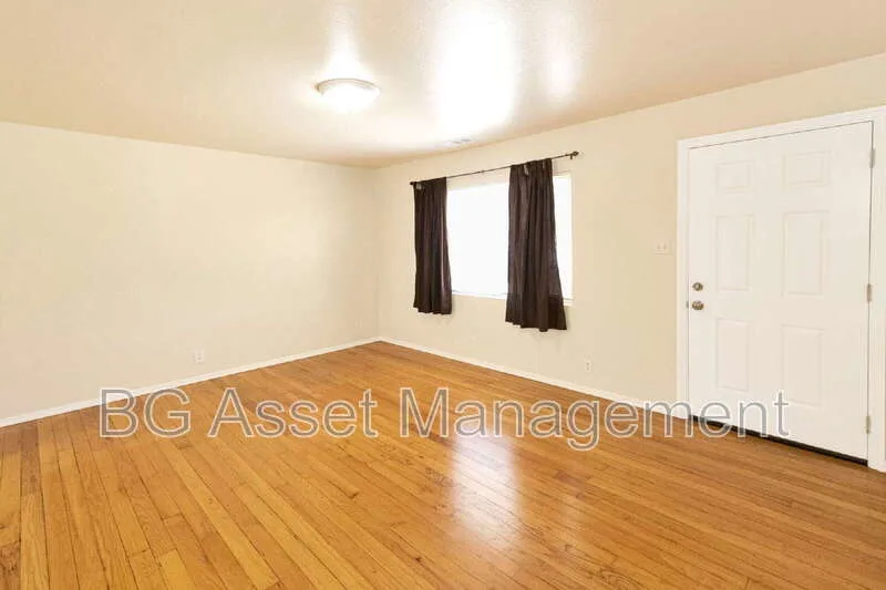 2911 18th St San Pablo, CA 94806 photo 5