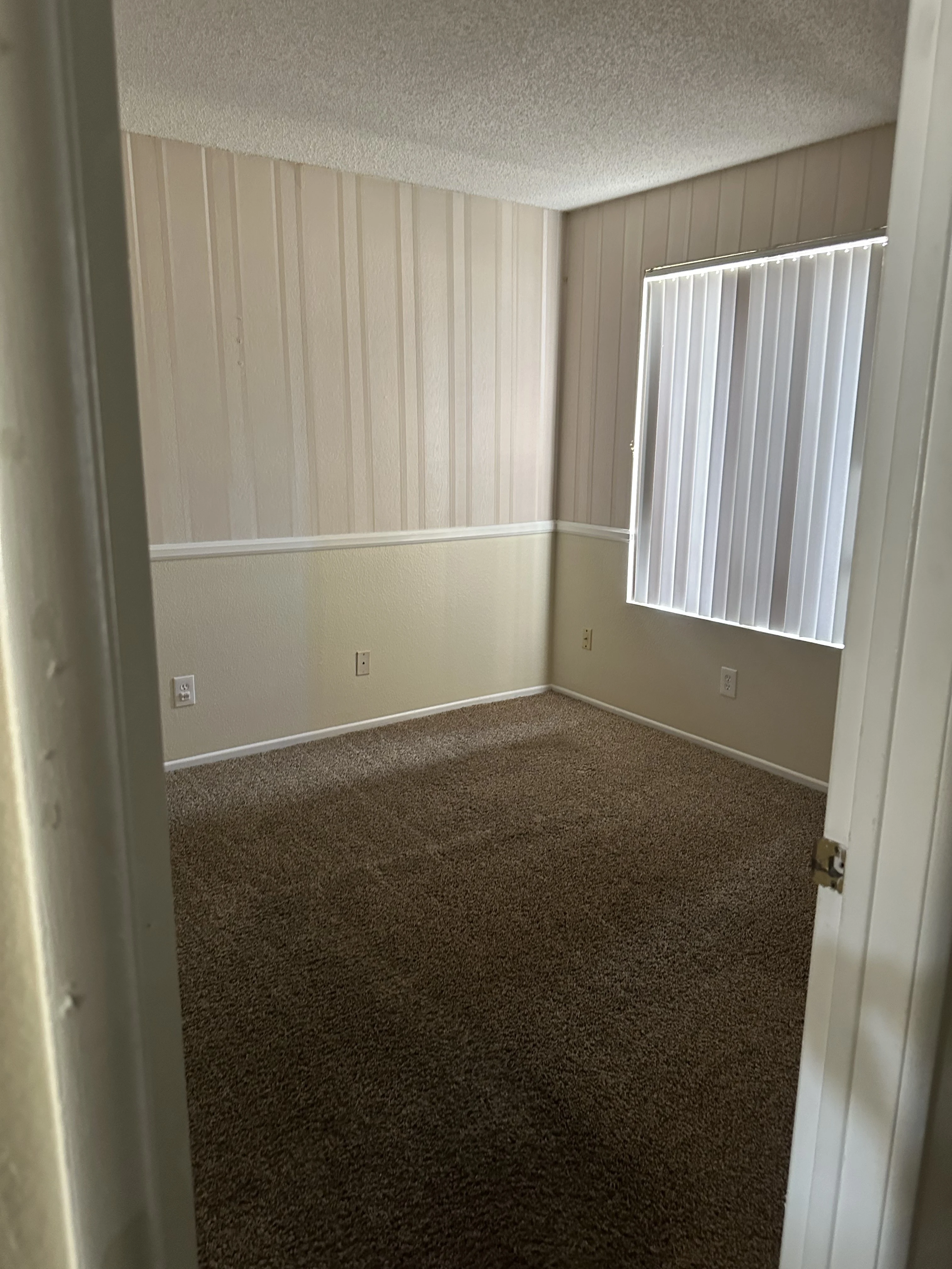 5326 W Peoria Ave photo 3