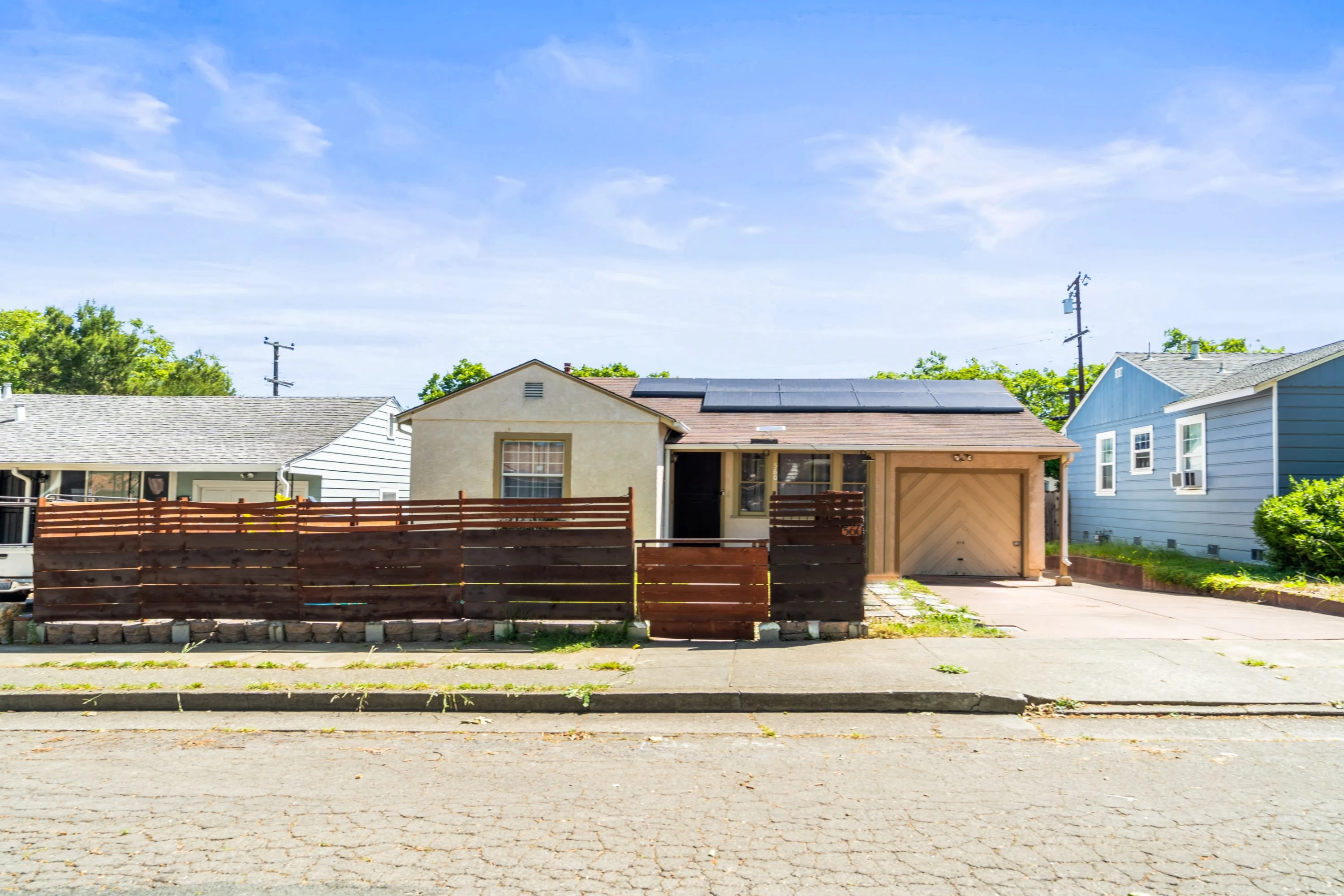 560 Russell St Vallejo, CA 94591 photo 3