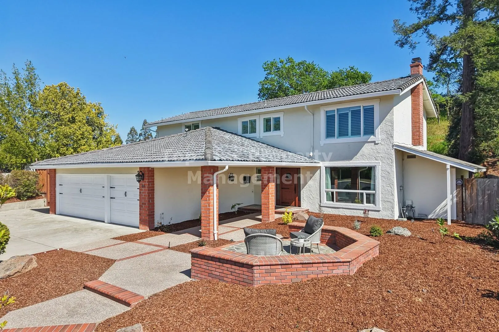 Luxury Renovated Livorna Estates Home | Srvusd Schools | Mt. Diablo Views- 5 Bd/3.5 Ba Single-family House In For Lease! photo 2