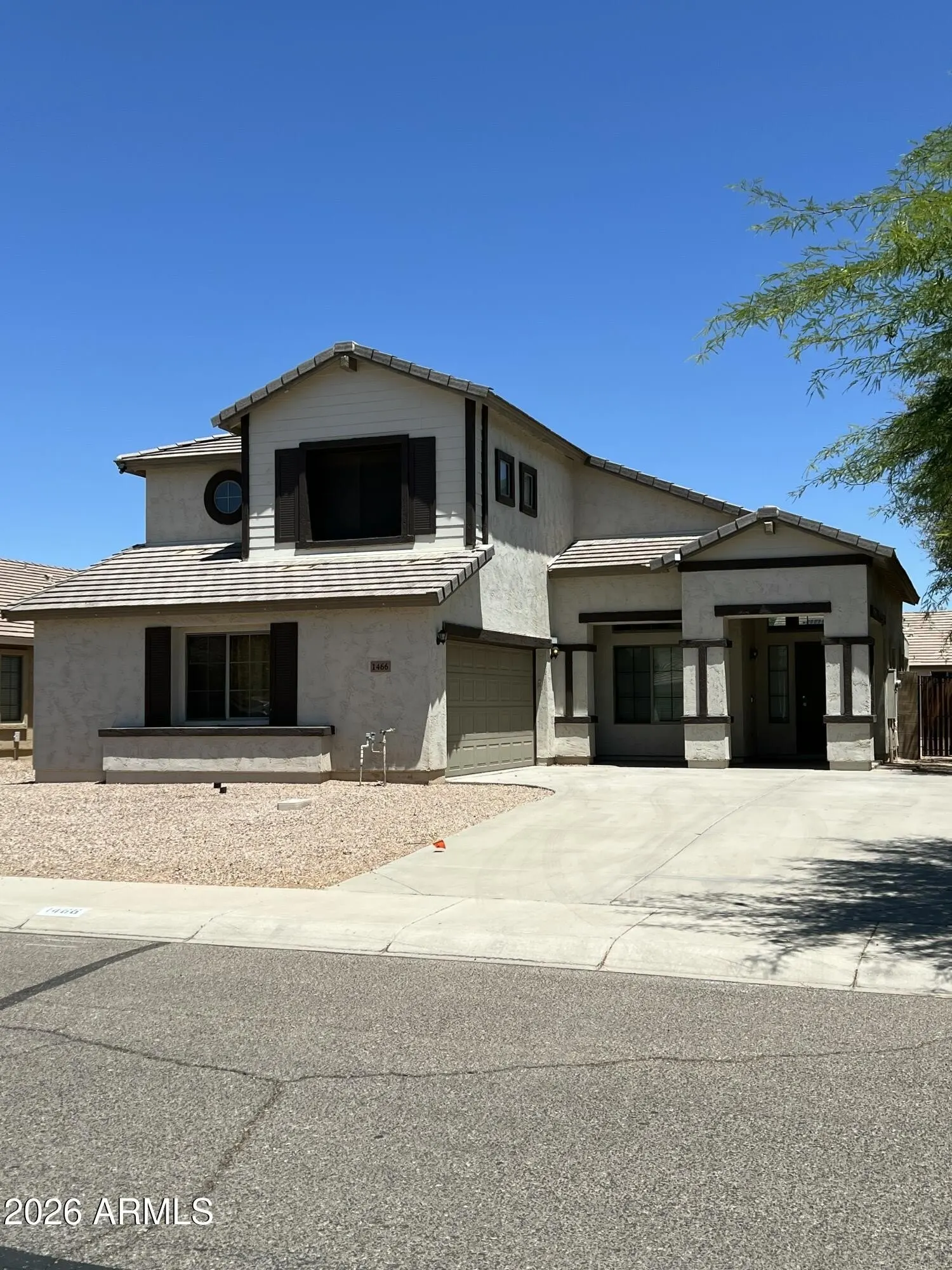 1466 Holiday Dr Casa Grande, AZ 85122 photo 2