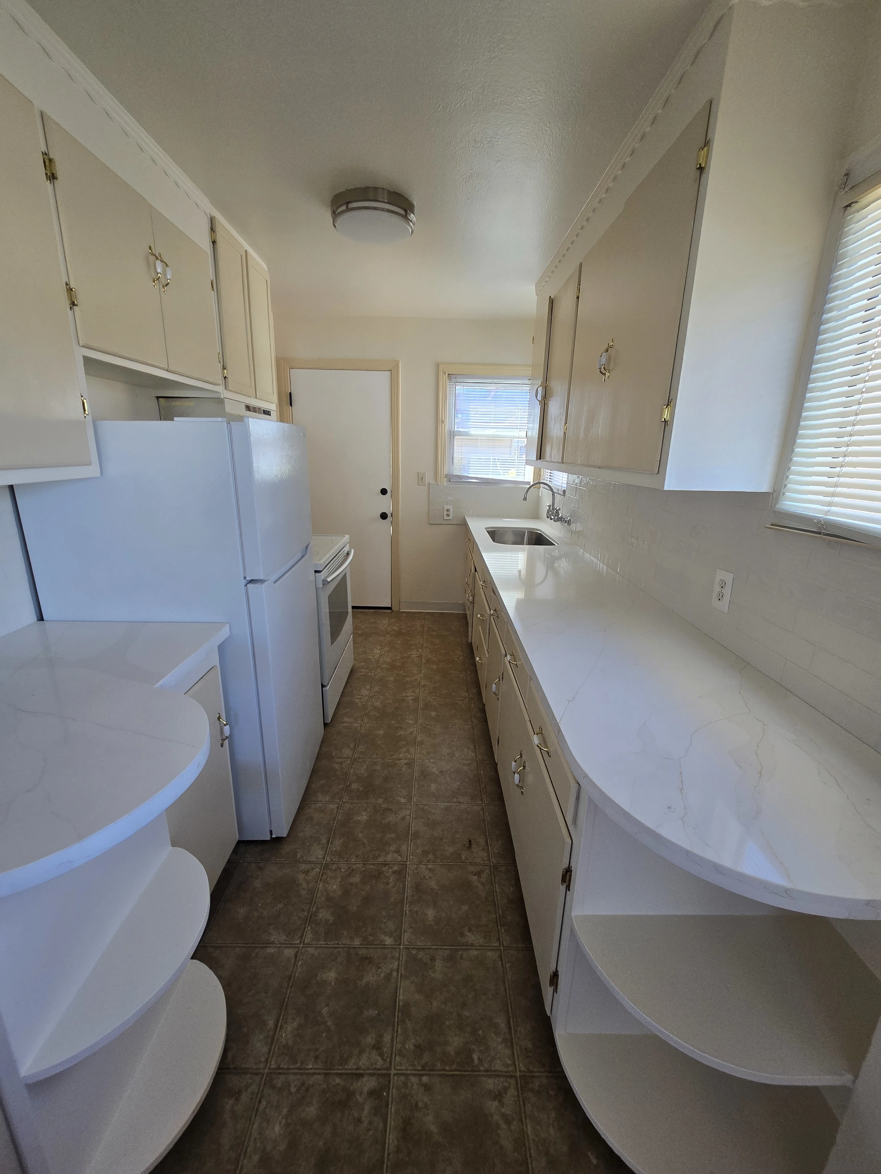 813 38th Street photo 4