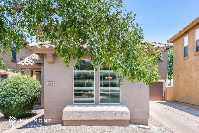 3093 S Joshua Tree Ln Gilbert, AZ 85295 photo 2