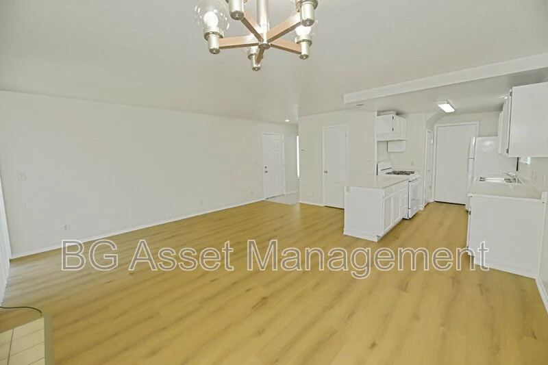 810 Third St Rodeo, CA 94572 photo 5