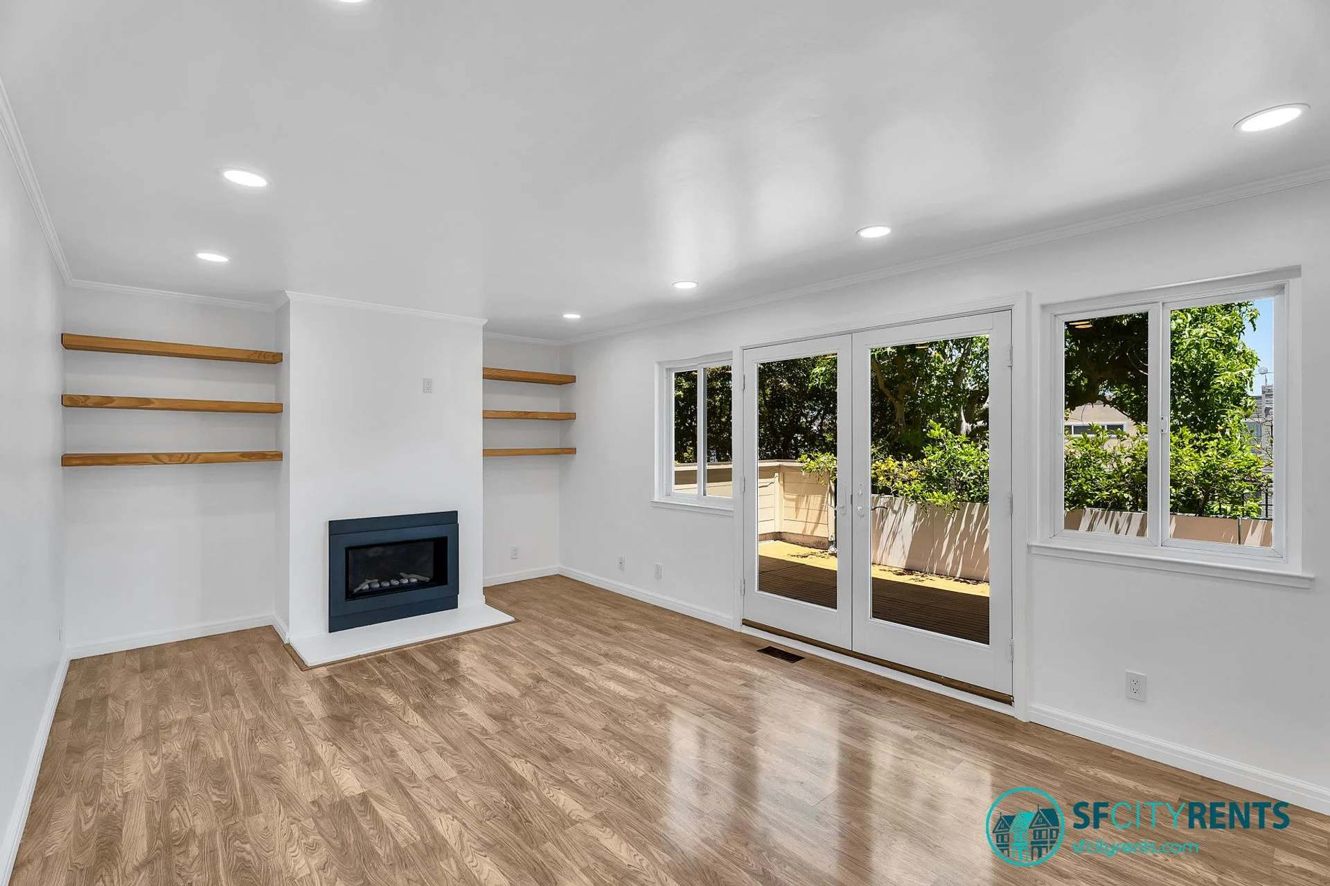 Noe Valley/Dolores Heights: Luxury Condo w/ Expansive Private Deck & 2 Car Parking photo 2