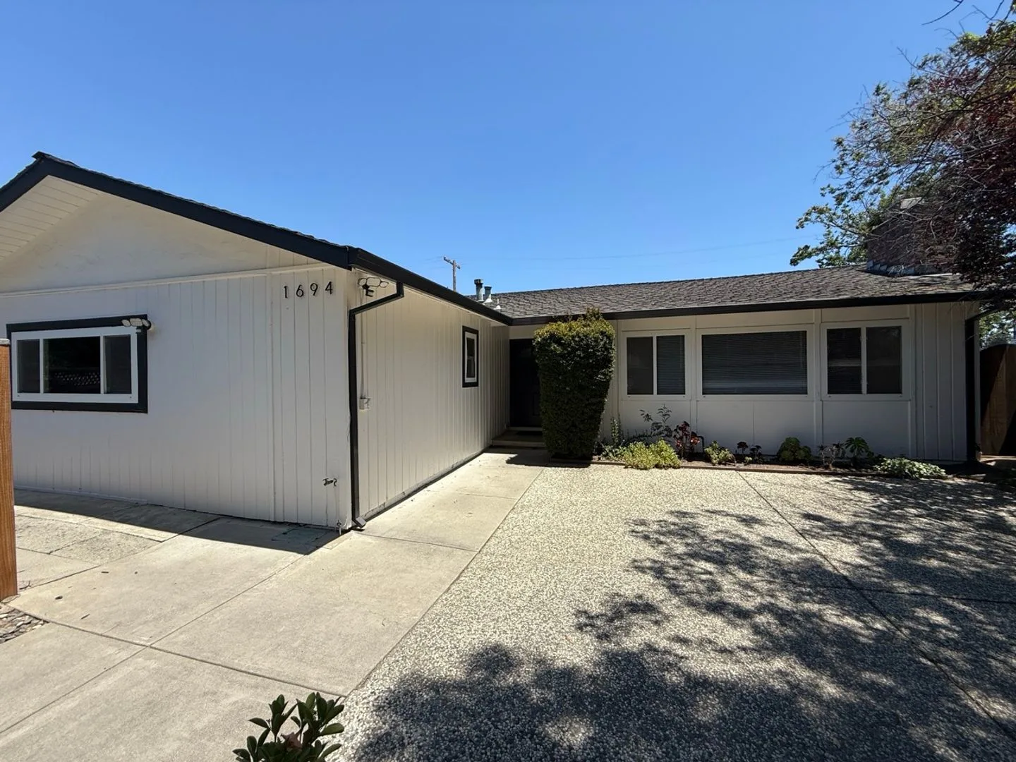 1694 Lyle Dr San Jose, CA 95129 photo 2