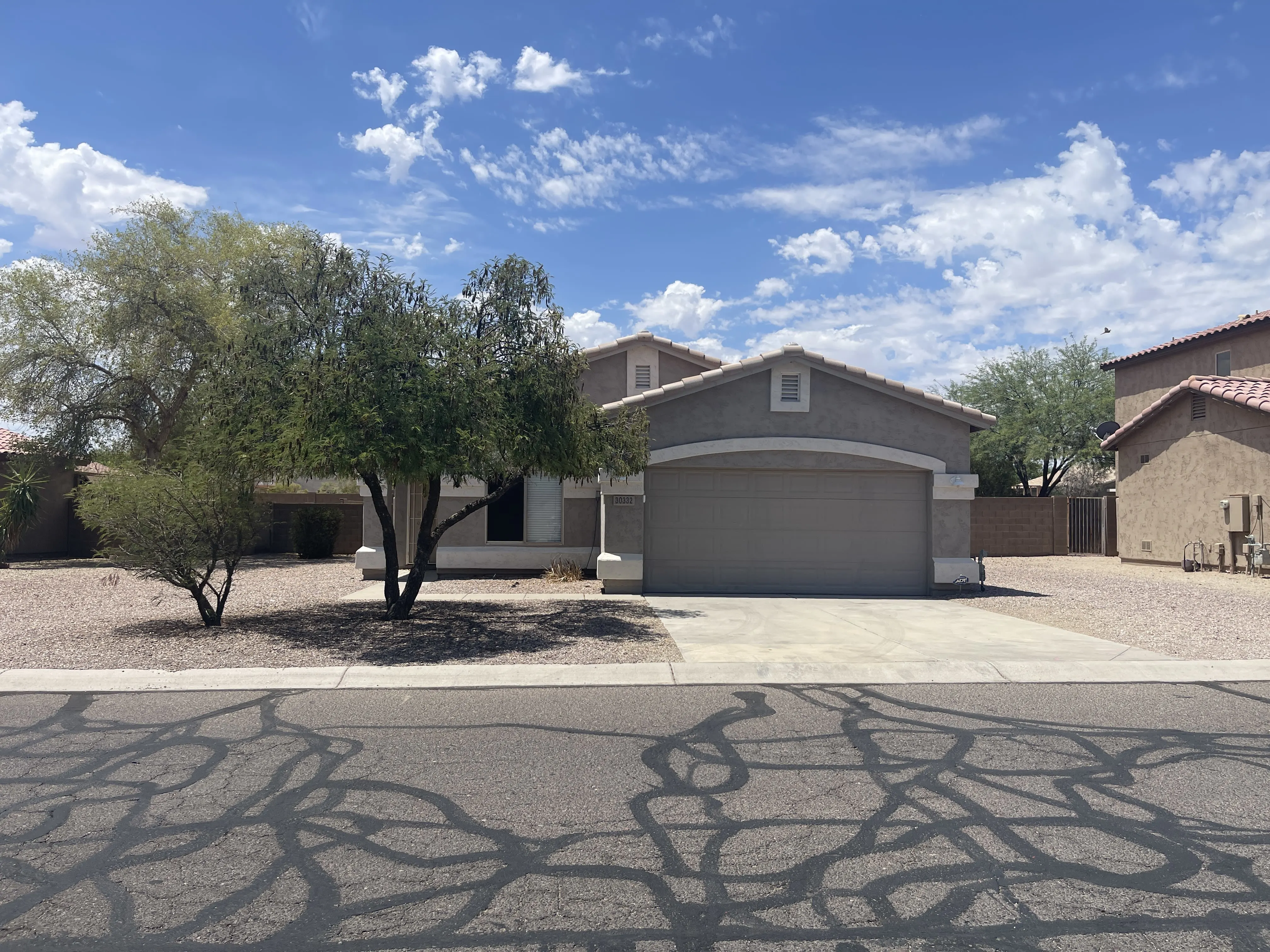 30332 N Desert Willow Blvd San Tan Valley, AZ 85143 photo 2