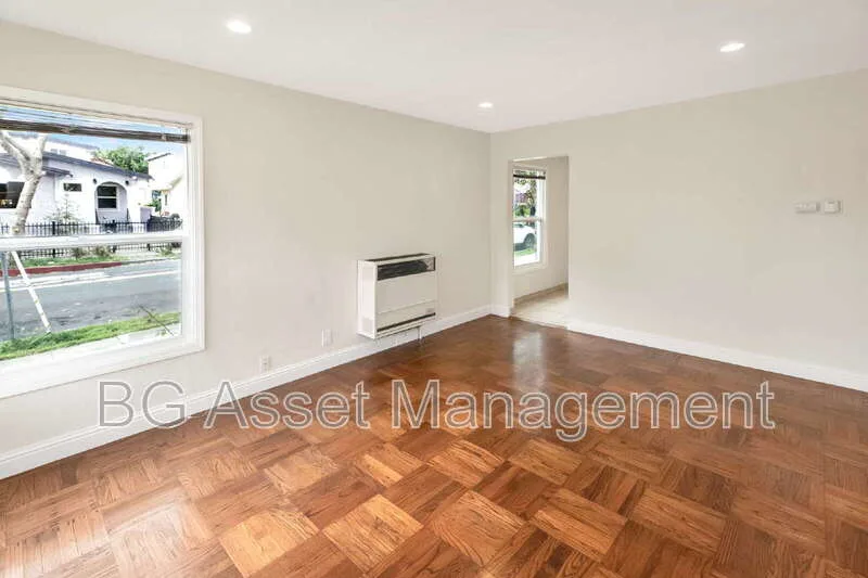 2301 8th Street, Berkeley, CA 94710 photo 2