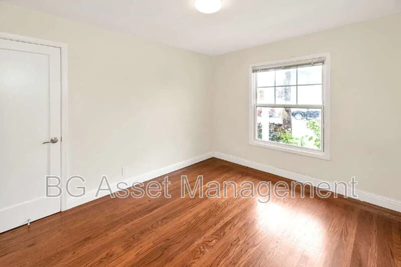 2301 8th Street, Berkeley, CA 94710 photo 4