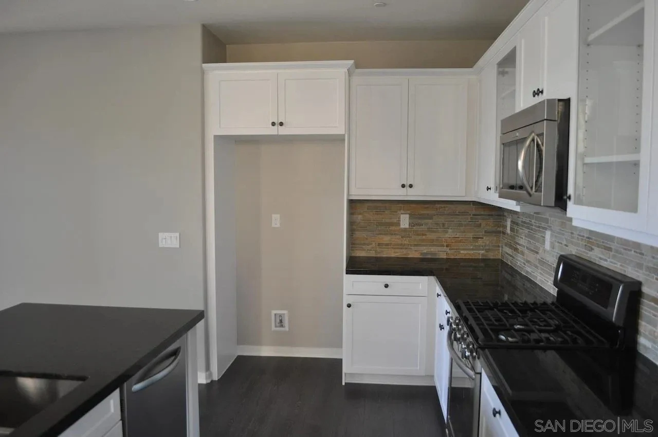 7877 Altana Way photo 5