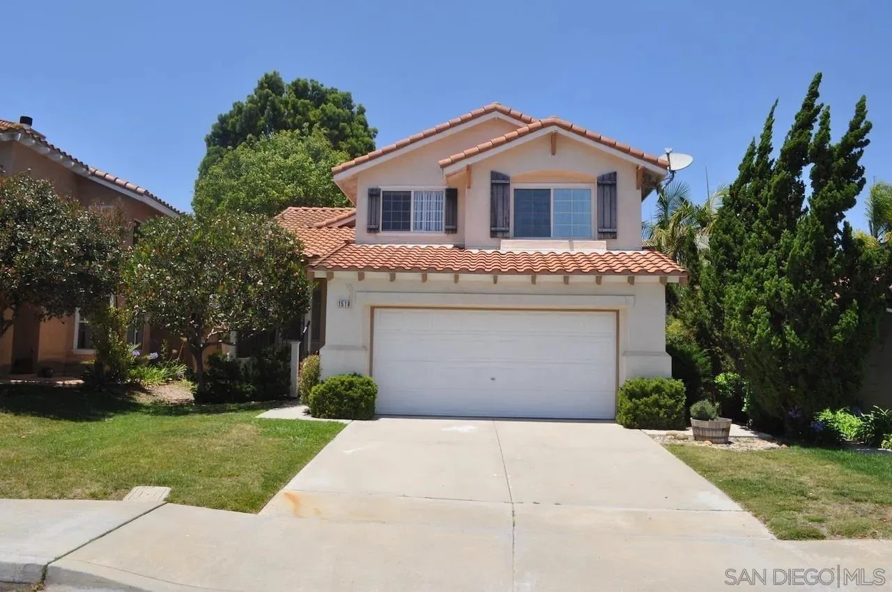 1518 Shoreacres Drive photo 2