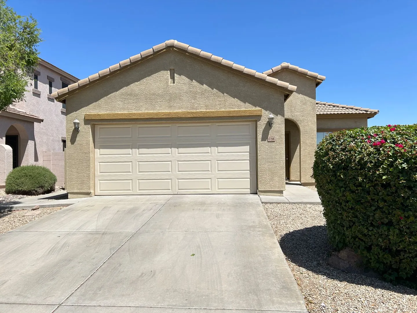 17218 W Country Gables Dr Surprise, AZ 85388 photo 2